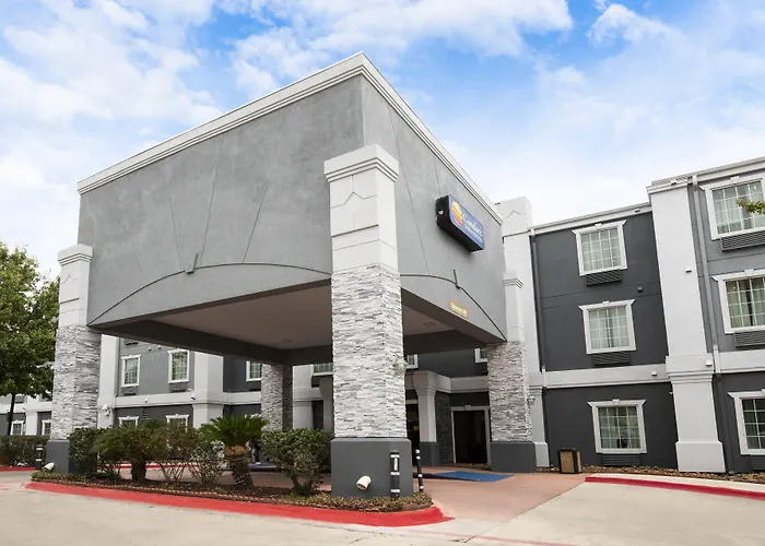 Comfort Inn & Suites Near Medical Center San Antonio